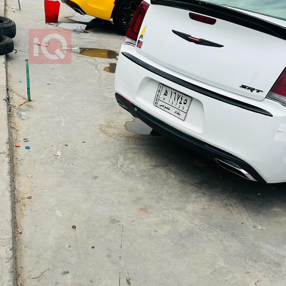 كرايسلر 300